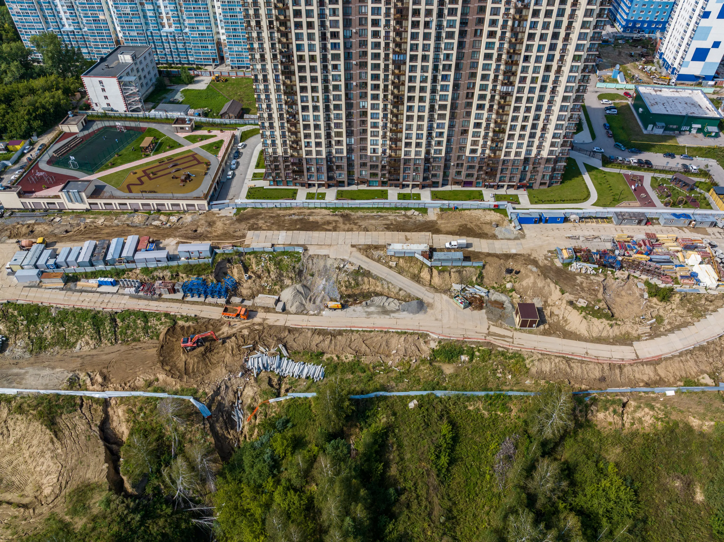 Фото ЖК "Первый на Рябиновой"