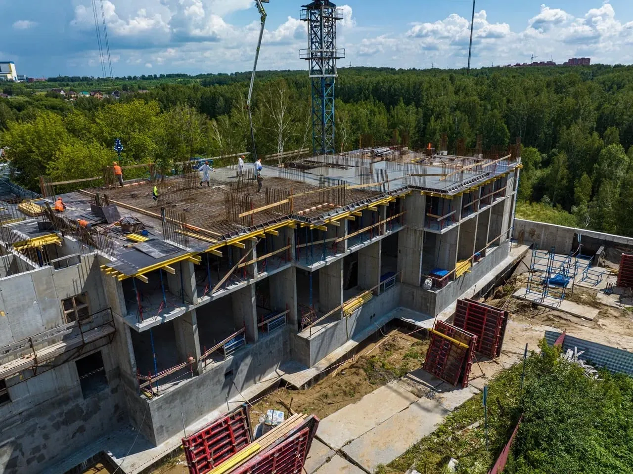 Фото ЖК "Первый на Рябиновой"