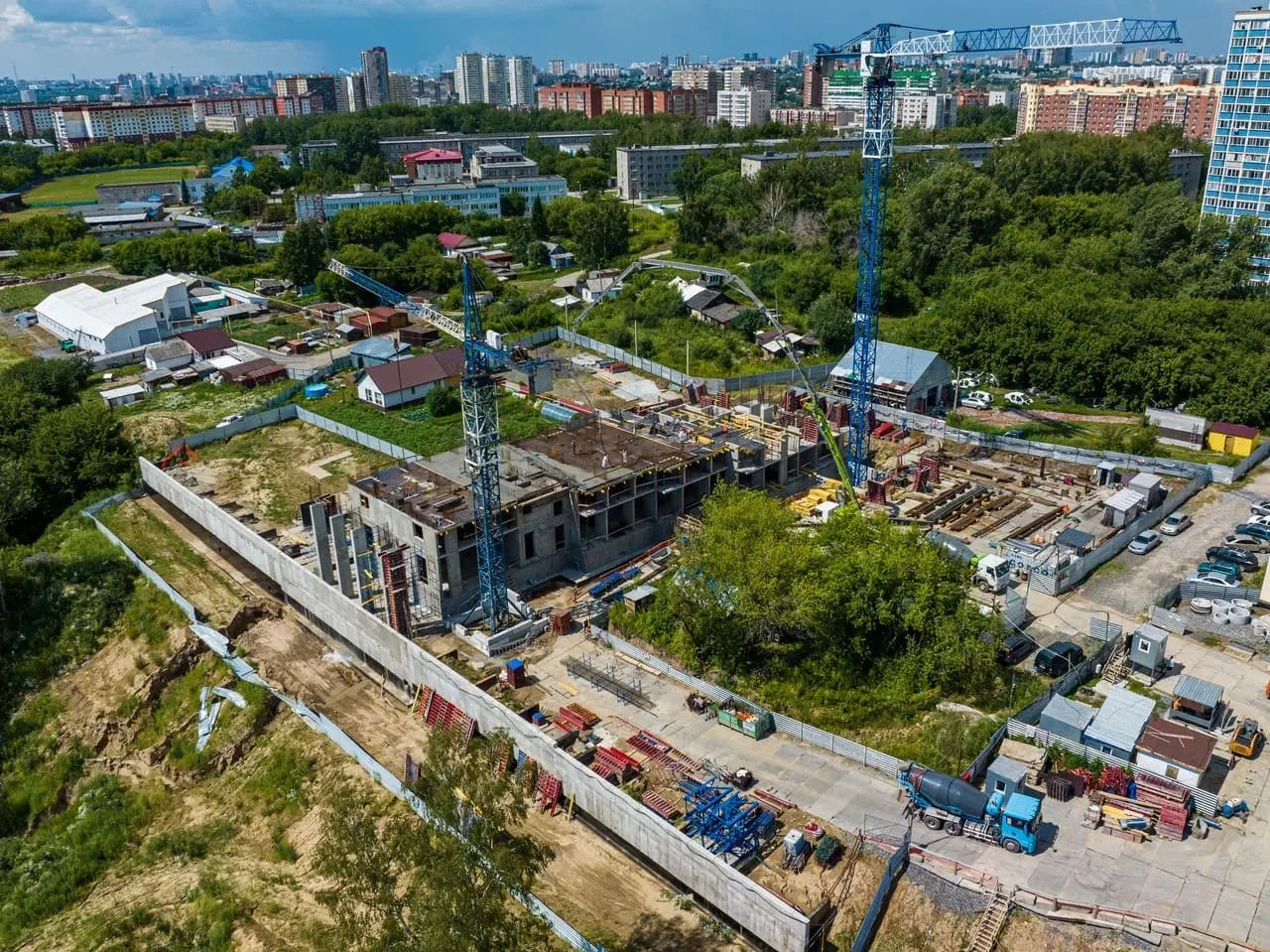 Фото ЖК "Первый на Рябиновой"