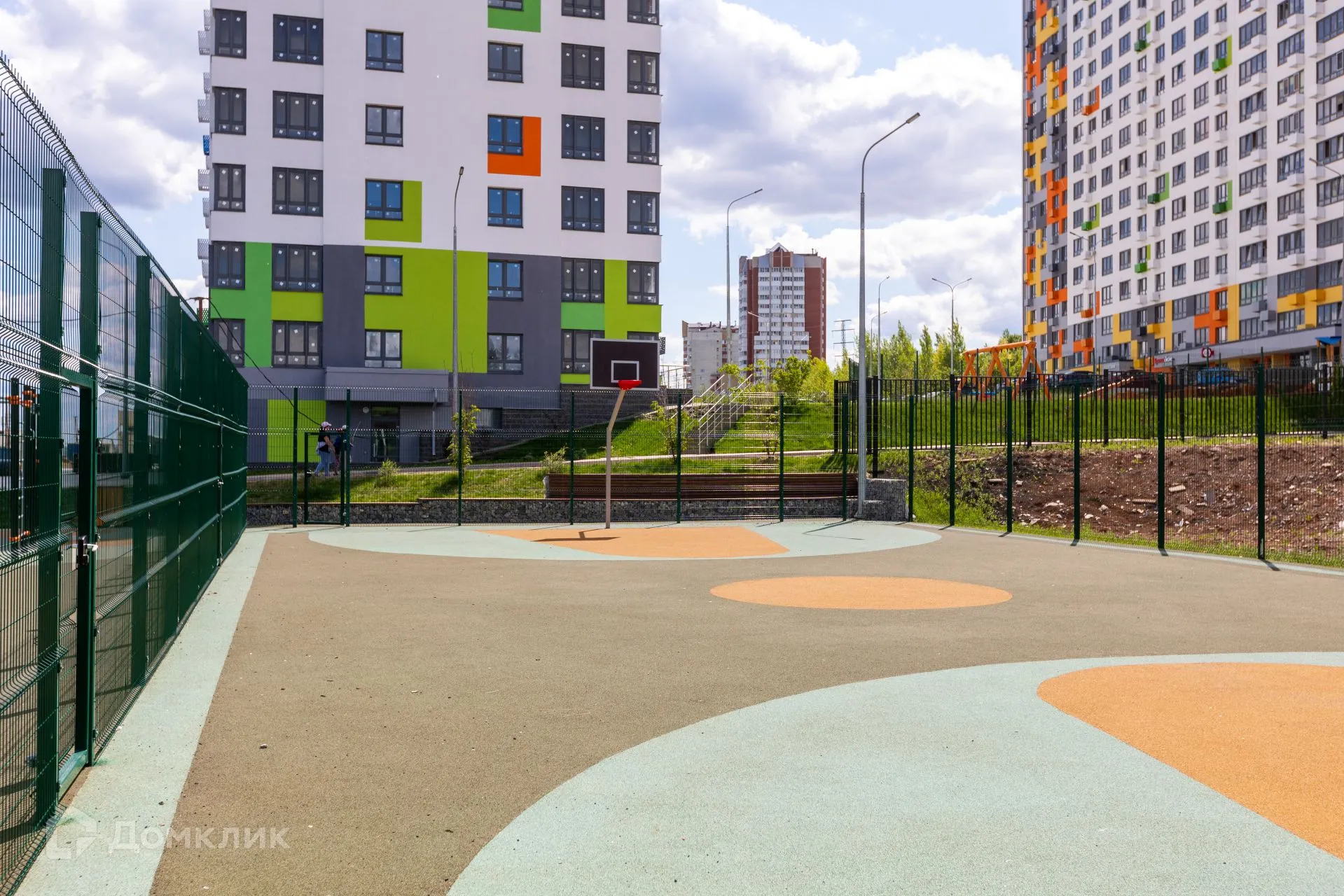 купить новостройку в ЖК Микрорайон Республика