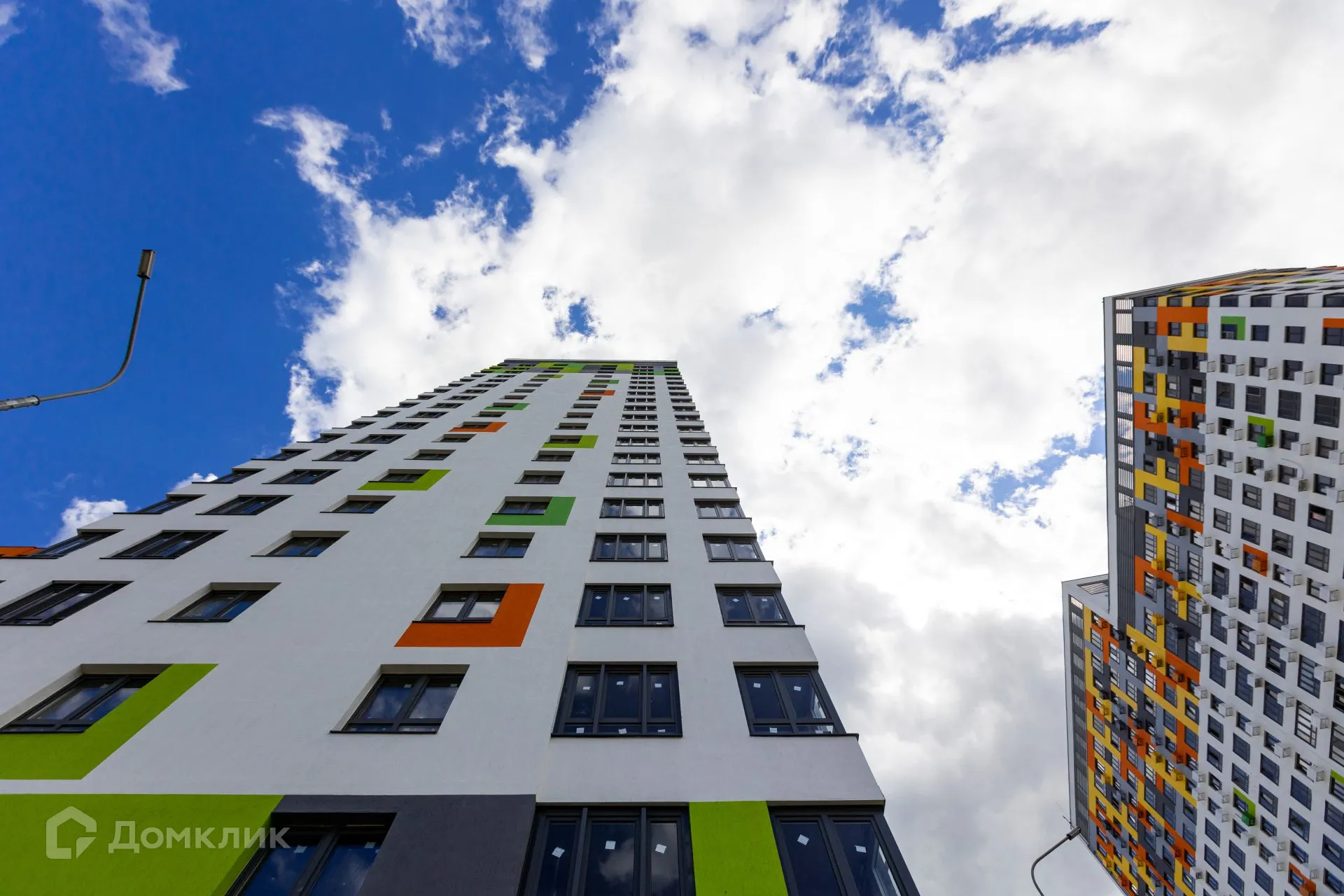 купить новостройку в ЖК Микрорайон Республика