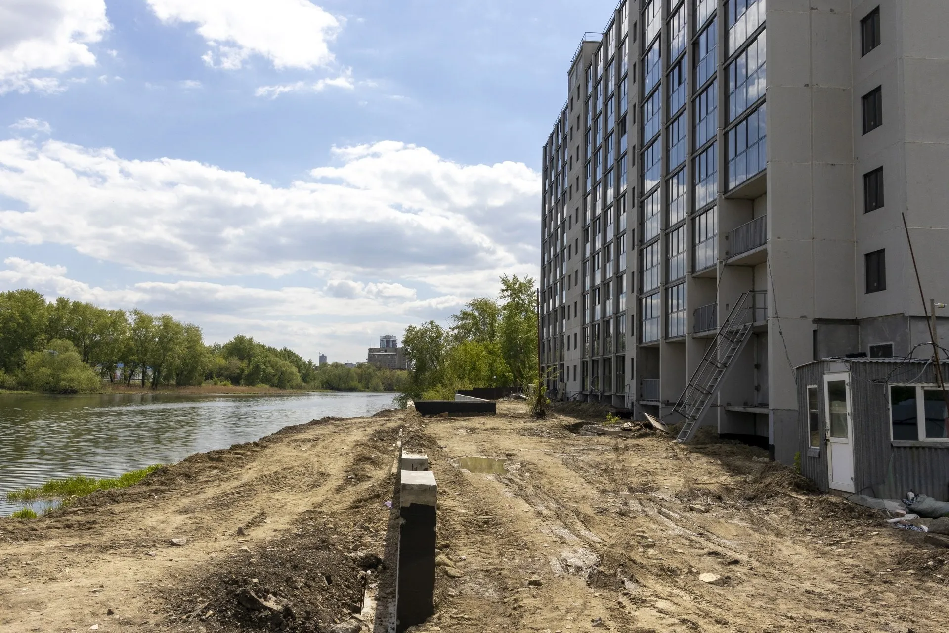 ЖК Дом на Набережной ход строительства