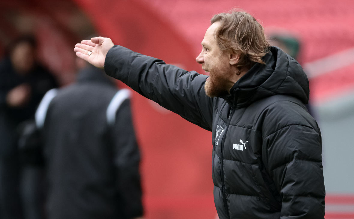 Главный тренер сборной России Валерий Карпин (Sergey Elagin / Business Online / Global Look Press)