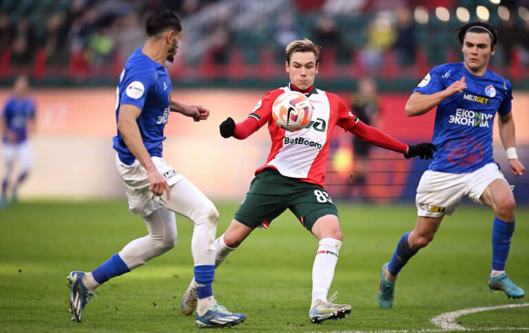 Яркие молодые таланты современного футбола