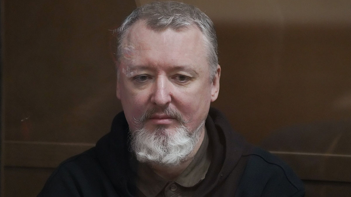Суд отказал экс-министру ДНР Стрелкову в освобождении из колонии