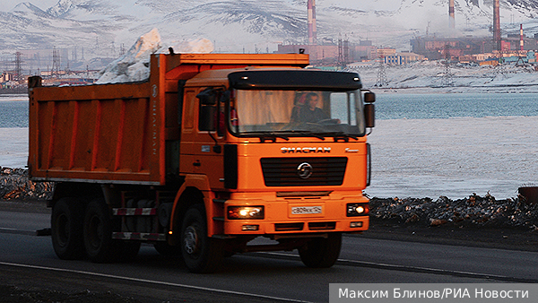 Продажа китайских грузовиков Shacman SX 3258 запрещена в России