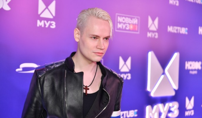 Легендарный хит Шатунова зазвучит по-новому: SHAMAN решил перепеть песню "Седая ночь"
