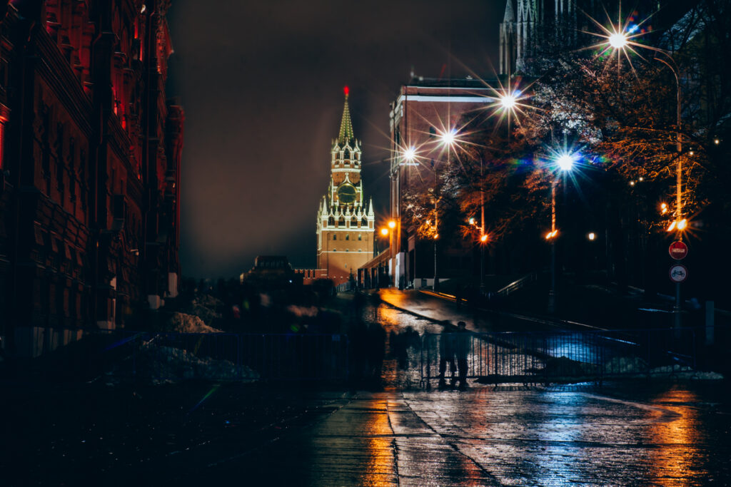 красная площадь ночью 
