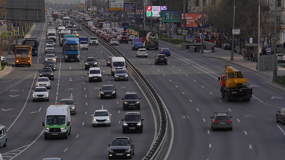 Москвичам порекомендовали использовать для поездок метро из-за дождя