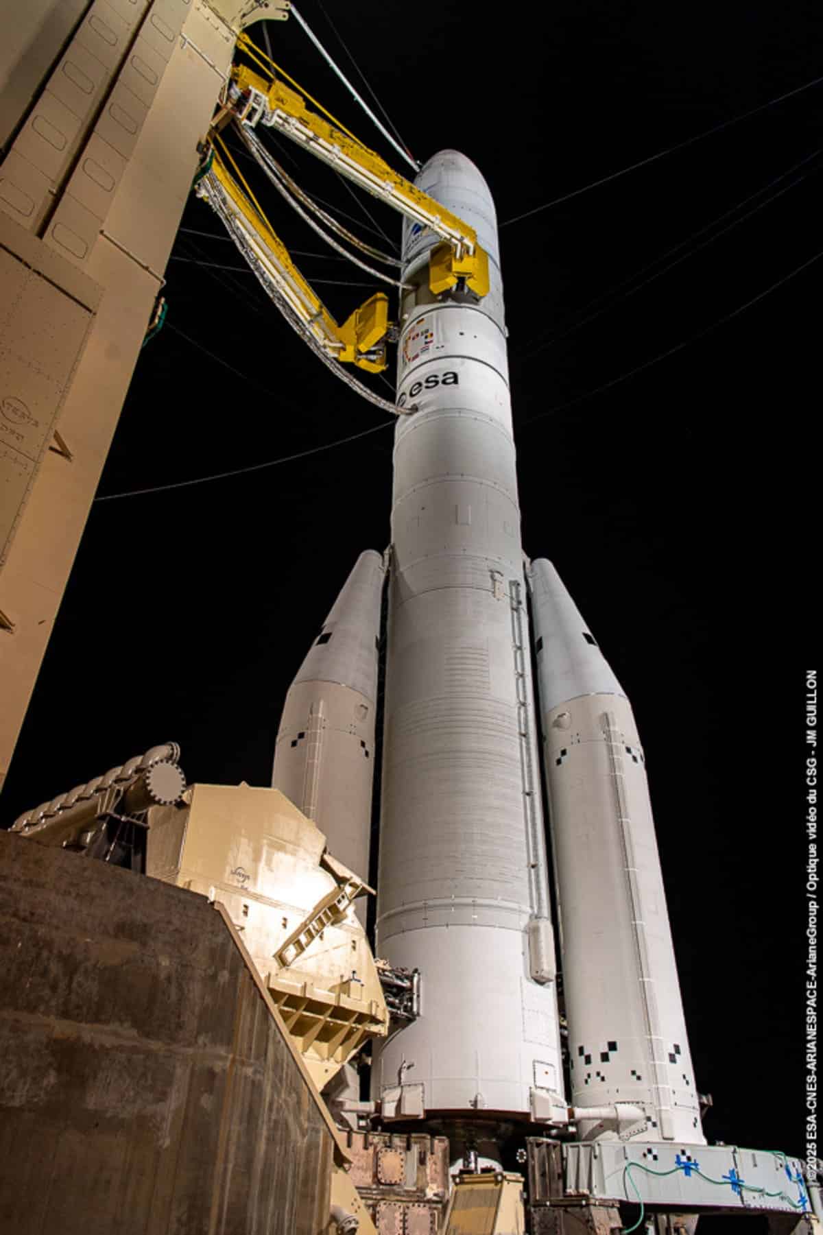 Новый этап подготовки к старту перспективной ракеты Ariane 6-0