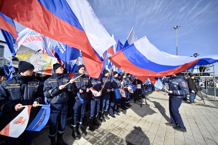 Свердловская область празднует лет лет воссоединения Крыма с Россией в духе единства-0