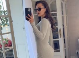 Виктория Боня представила роскошные луки для свидания с туфлями Christian Louboutin viktoriya bonya predstavila roskoshnye luki dlya svidaniya s tuflyami -tstpp-ru-174321960900-0