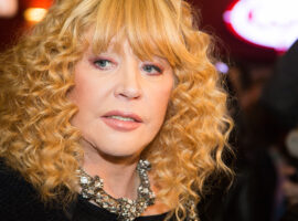 Алла Пугачева под прицелом - кто защищает певицу от статуса иноагента? Moscow-October7SingerAllaPugachevaPremiereOfThe