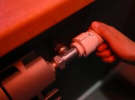 Борис Чернышов (Госдума) предложил гибкие критерии отключения отопления в домах boris chernyshov gosduma predlozhil gibkie kriterii otklyucheniya otopleniya v domah-tstpp-ru-174528168000-0