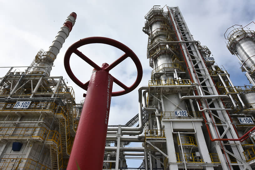Дональд Трамп vs Газпром: Европа на грани возврата к российскому газу?-0