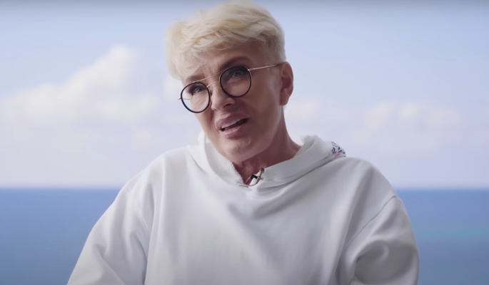 Уехавшая Вайкуле попалась на московских активах