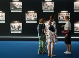 Московский урбанистический форум в Гостином Дворе - SHAMAN и праздник для «Мои Документы» moskovskij urbanisticheskij forum v gostinom dvore i prazdnik dlya moi dokumenty-tstpp-ru-174477059100-0