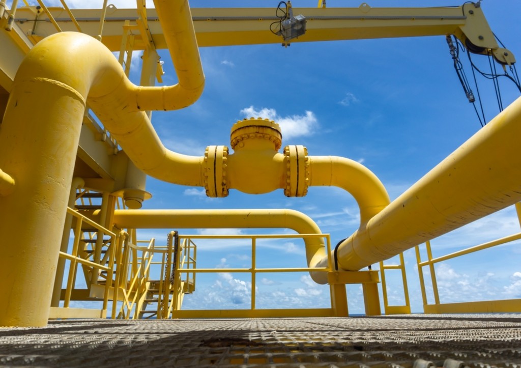 Китаю предрекли почти полную остановку поставок нефти из одной страны