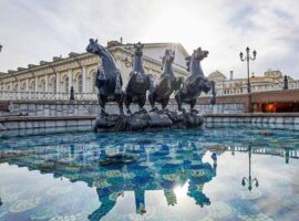 Петр Бирюков представил планы зимней консервации фонтанов Манежной площади petr biryukov predstavil plany zimnej konservaczii fontanov manezhnoj ploshhadi-tstpp-ru-174447873100-0