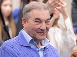 Владислав Третьяк восхищен рекордом Овечкина в НХЛ и его стремлением к лидерству vladislav tretyak voshishhen rekordom ovechkina v nhl i ego stremleniem k liderstvu-tstpp-ru-174385926700-0