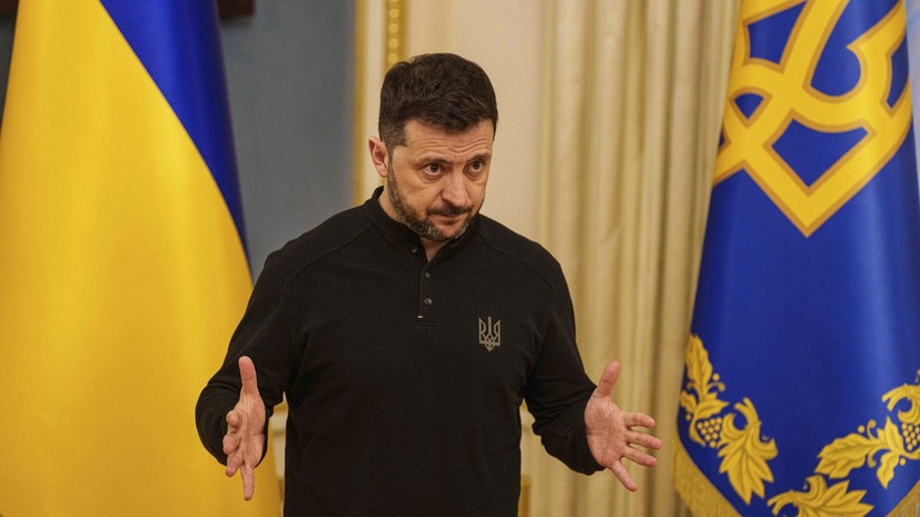 Politico: Зеленский предложил европейским лидерам приехать в Киев 9 мая
