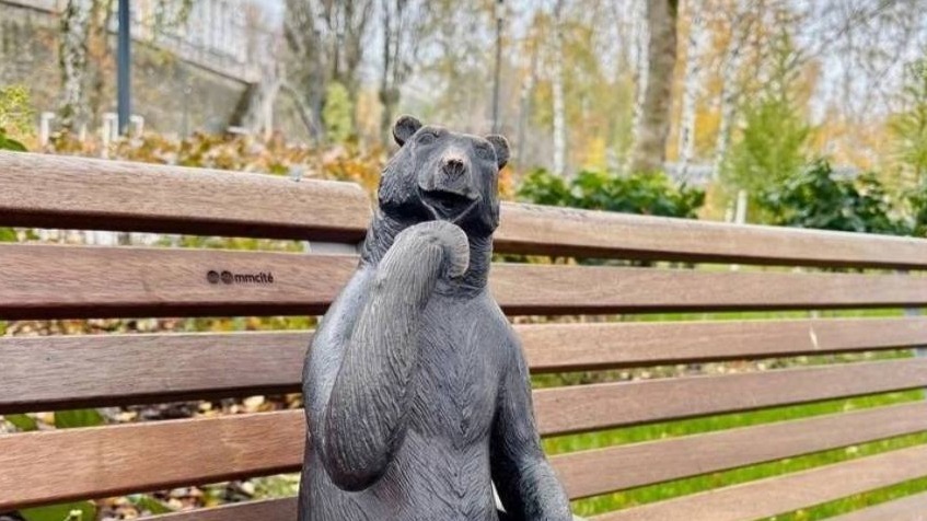 Скульптуру «Мишка с посикунчиком» украли с набережной в Перми