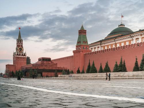 Специалист по безопасности Блохин сообщил о плане Киева сорвать парад Победы