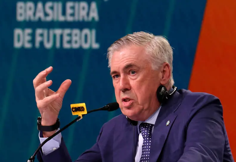 FIFA проводит исследование контракта Анчелотти с CBF для сборной Бразилии-0