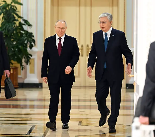 Владимир Путин и Токаев обсудили вызовы Стамбула и отношения России с Казахстаном-0