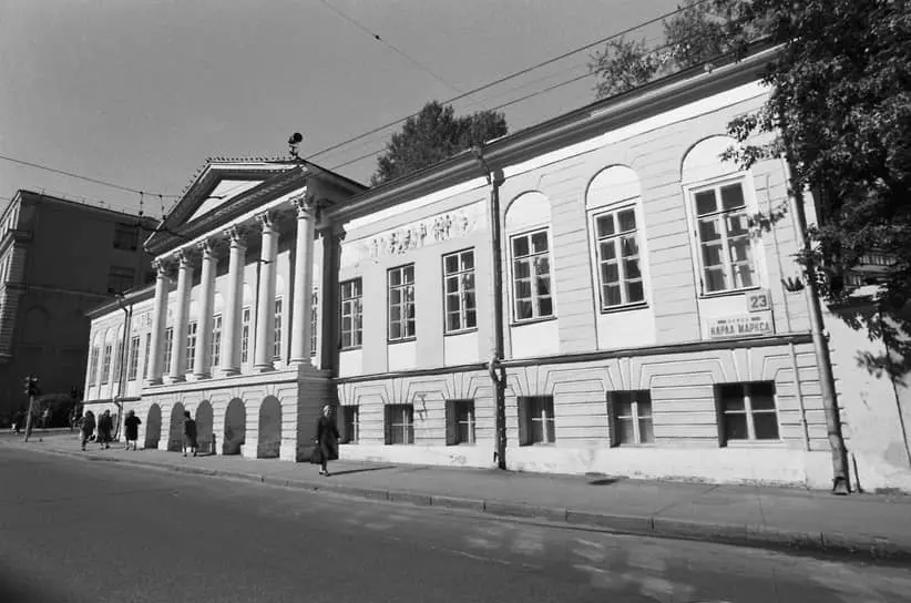 Иркутский музей декабристов рассказывает о Волконских и Надежде Мусабировой-0