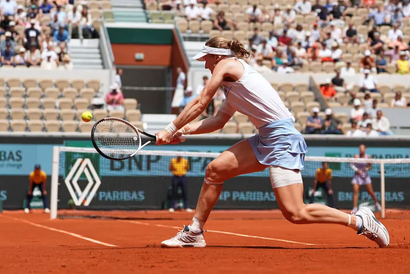 Людмила Самсонова завершила борьбу на Roland Garros, но россиянки в игре-0