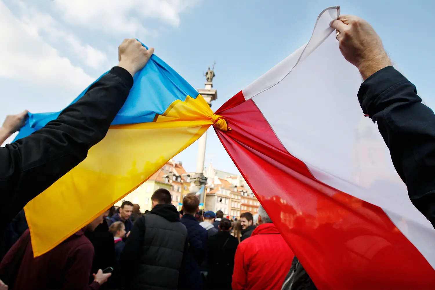 Обострение споров Польши и Украины вокруг исторической правды о Богдане Хмельницком-0