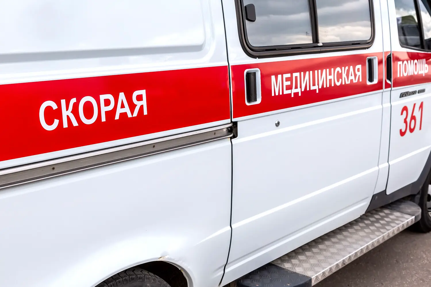 Антон Нарбутов и Российская детская клиническая больница помогают подростку после обстрела в Воронеже-0