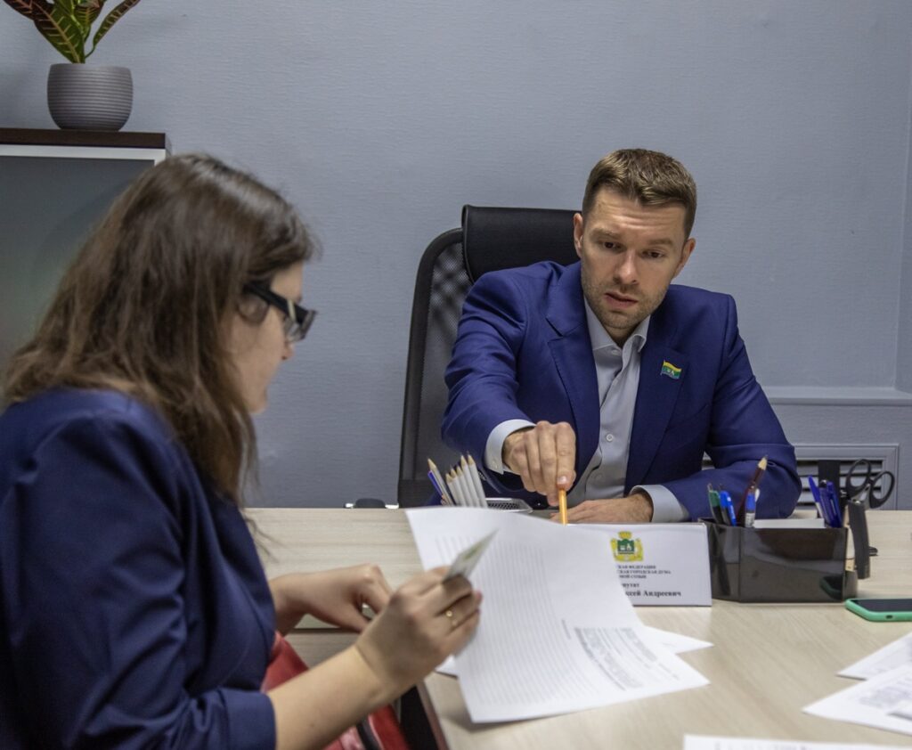 Алексей Вихарев выслушал предложения рабочих