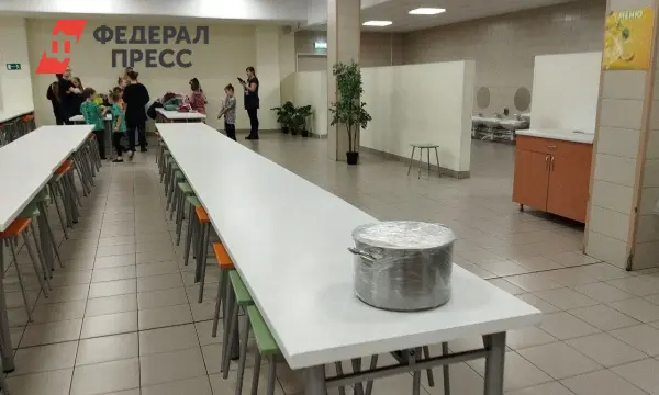 Иркутск решает проблему питания, и Комбинат возвращается в школы-0