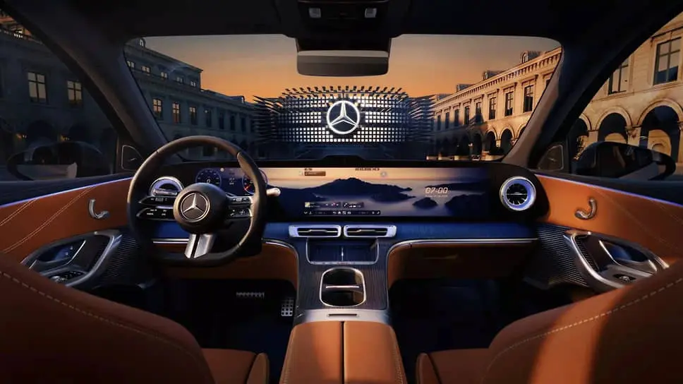Mercedes-Benz GLC представляет будущее с MBUX Hyperscreen и светящейся решеткой-0