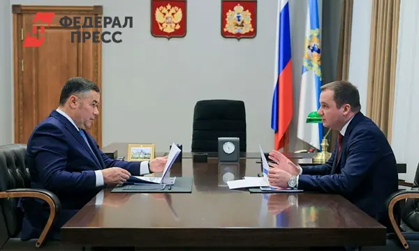 Александр Цыбульский и Игорь Руденя обсуждают будущее Архангельской области-0