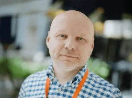 Александр Шлычков из MANGO OFFICE вошел в ТОП-100 маркетологов России aleksandr shlychkov iz voshel v top100 marketologov rossii-tstpp-ru-0