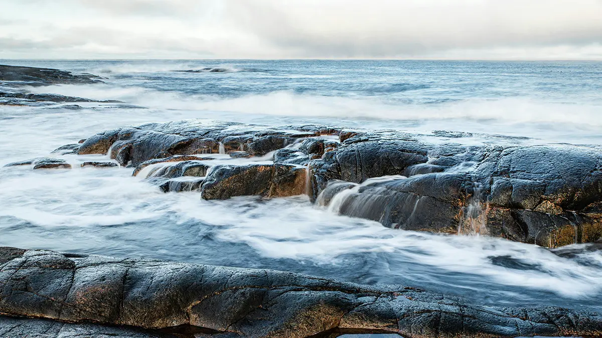 Свыше девяти тысяч аномальных подводных объектов зафиксировали у побережья США