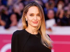 Анджелина Джоли в Херсоне рассказала о гонораре в 20 миллионов andzhelina dzholi v hersone rasskazala o gonorare v 20 millionov-tstpp-ru-0