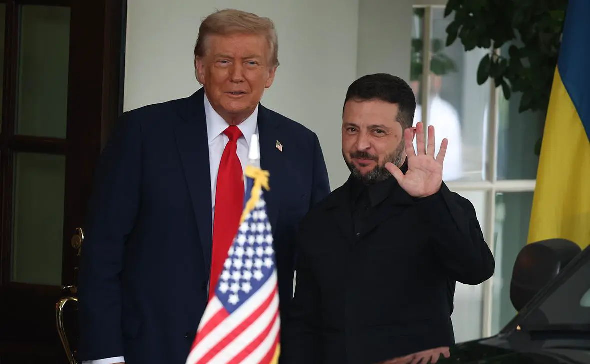 Дональд Трамп и Владимир Зеленский (Tasos Katopodis / Getty Images)