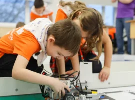 Чемпионат «Мастерята» открывает новые горизонты для школьников при поддержке Департамента образования Москвы, РЖД, Сбербанка, ИЭК Холдинг и 1С chempionat masteryata otkryvaet novye gorizonty dlya shkolnikov pri podderzhke departamenta obrazovaniya moskvy rzhd sberbanka iek holding i 1s-tstpp-ru-0