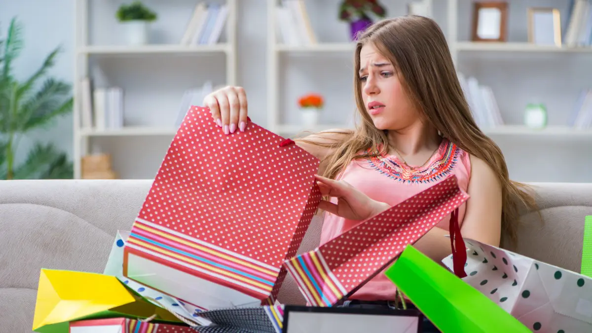 В наши дни нормой стали частые покупки, и распознать симптомы шопоголизма без помощи врача непросто