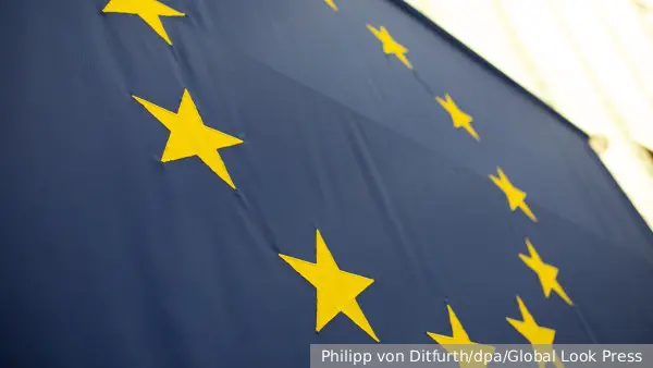 Politico заявила о планах ЕС сократить выдачу россиянам шенгенских мультивиз