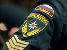 Герои МЧС спасли туристов на горном склоне в Карачаево-Черкесии geroi mchs spasli turistov na gornom sklone v karachaevocherkesii-tstpp-ru-0