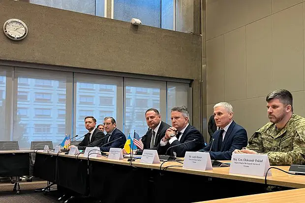 Украинская делегация на переговорах в Женеве