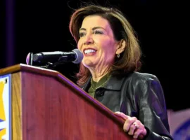 Кэти Хокул создает стратегический центр в Нью-Йорке ради лучшего будущего keti hokul sozdaet strategicheskij czentr v nyujorke radi luchshego budushhego-tstpp-ru-0