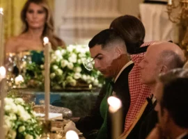 Криштиану Роналду, Дональд Трамп и Джанни Инфантино встретились в Белом доме krishtianu ronaldu donald tramp i dzhanni infantino vstretilis v belom dome-tstpp-ru-0