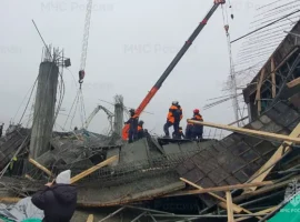 pravitelstvo sahalinskoj oblasti i mchs pomogayut yuzhnosahalinsku pri obrushenii-tstpp-ru-0