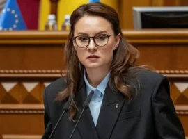 Премьер Свириденко не смогла представить отчет в Раде, Качка заявил об отставках на фоне МВФ premer sviridenko ne smogla predstavit otchet v rade kachka zayavil ob otstavkah na fone mvf-tstpp-ru-0